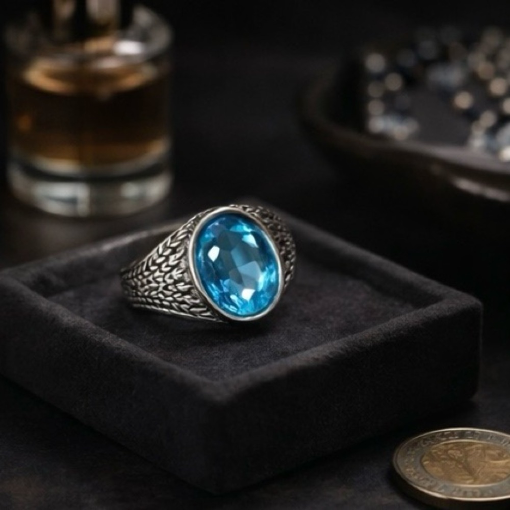 💙Striking Blue Gem 💎 Textured Silver Tone Ring 💙 Unisex - Picture 6 of 6